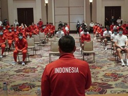 Ketum PSSI Semangati Timnas Indonesia Sebelum Latihan Perdana