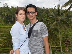 Kisah Office Boy Cirebon Menikahi Bule Cantik Jerman, Bikin Heboh di Kampung