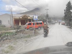 Gunung Sinabung Erupsi Lagi Sore Ini