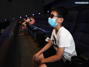 Anies Umumkan PSBB Total, Bioskop di DKI Batal Buka