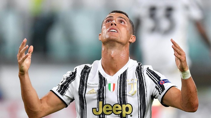 TURIN, ITALY - AUGUST 07: Cristiano Ronaldo of Juventus reacts during the UEFA Champions League round of 16 second leg match between Juventus and Olympique Lyon at Allianz Stadium on August 07, 2020 in Turin, Italy. (Photo by Valerio Pennicino/Getty Images)