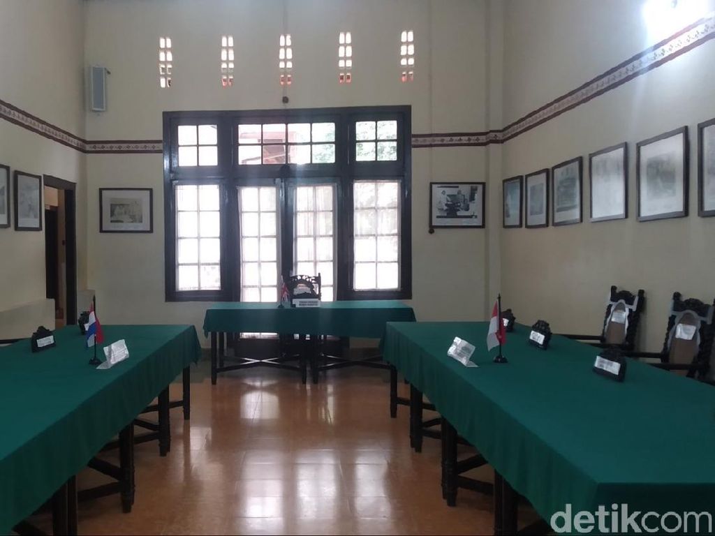 Tak Ada Ribuan Bendera Merah Putih di Gedung Perundingan Linggarjati Tak Ada Ribuan Bendera Merah Putih di Gedung Perundingan Linggarjati