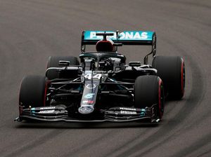 Mercedes Dominasi Hari Pertama Latihan Bebas Anniversary GP