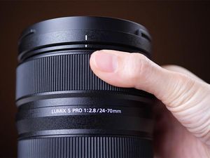 Lensa Lumix S-Pro 24-70mm f/2.8, Bagus Untuk Fotografi dan Videografi Lensa Lumix S-Pro 24-70mm f/2.8, Bagus Untuk Fotografi dan Videografi