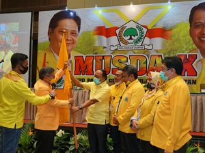 Golkar Sulsel soal IAS Usai TP-Fahsar Diminta Nyaleg: Biar dia Jalan Sendiri Golkar Sulsel soal IAS Usai TP-Fahsar Diminta Nyaleg: Biar dia Jalan Sendiri