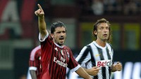 Kualitas Gennaro Gattuso sebagai gelandang bertahan dipercaya Pirlo sebagai pemain tengahnya. Gattuso dikenal pemain yang tak kenal kompromi di atas lapangan, dan siap berduel keras dengan lawan. Salah satu kemampuan yang membuat lawan gentar menghadapinya. (Foto: Getty Images/Claudio Villa)