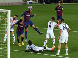 Video Barcelona Tendang Napoli dari Liga Champions