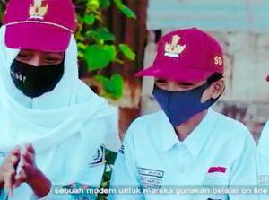 Perjuangan Anak Pulau di Lepas Laut Makassar Belajar Online Perjuangan Anak Pulau di Lepas Laut Makassar Belajar Online