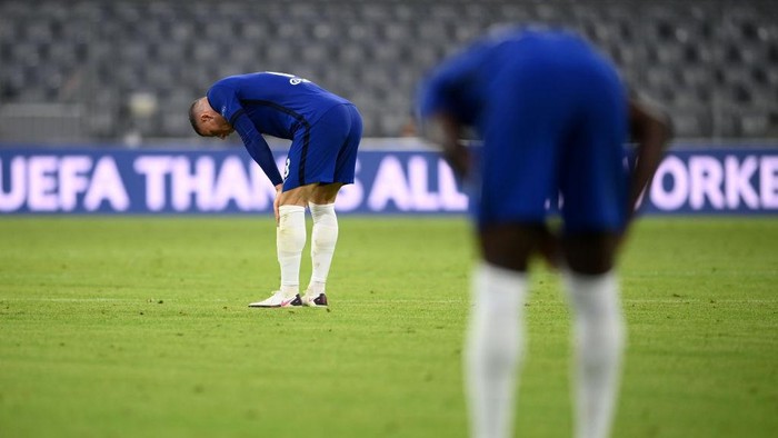 MUNICH, GERMANY - AUGUST 08: Ross Barkley of Chelsea reacts after the UEFA Champions League round of 16 second leg match between FC Bayern Muenchen and Chelsea FC at Allianz Arena on August 08, 2020 in Munich, Germany. (Photo by Matthias Hangst/Getty Images)