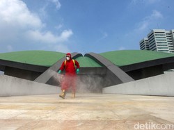 Video Persiapan Sidang Tahunan, Kompleks DPR/MPR Disemprot Disinfektan
