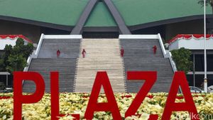 Jelang Pidato Kenegaraan, Gedung DPR Disemprot Disinfektan