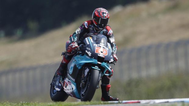 France's rider Fabio Quartararo competes during the MotoGP at the Czech Republic motorcycle Grand Prix at the Automotodrom Brno, in Brno, Czech Republic, Sunday, Aug. 9, 2020. (AP Photo/Petr David Josek)