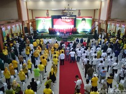 Ratu Ati Marliati-Sokhidin Deklarasi Maju Pilwalkot Cilegon