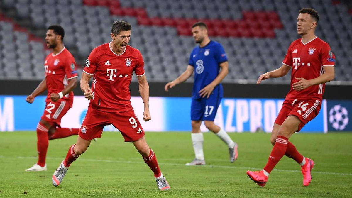 Robert Lewandowski menjadi inspirasi Tammy Abraham untuk mencapai level tertinggi. (Foto: Getty Images/Matthias Hangst)