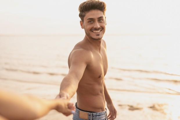 Ilustrasi oleh pasangan yang bahagia