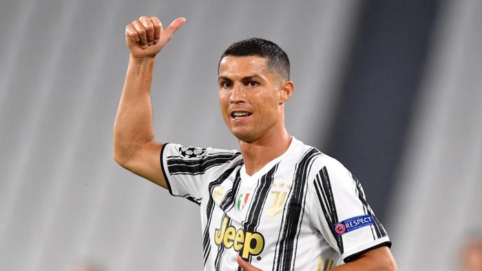 TURIN, ITALY - AUGUST 07: Cristiano Ronaldo of Juventus reacts during the UEFA Champions League round of 16 second leg match between Juventus and Olympique Lyon at Allianz Stadium on August 07, 2020 in Turin, Italy. (Photo by Valerio Pennicino/Getty Images)