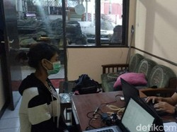 Gadis Cantik di Garut Diciduk Polisi Gegara Jual Sabu