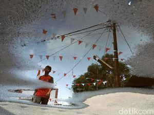 Gang-gang di Lubang Buaya Berhias Merah Putih Gang-gang di Lubang Buaya Berhias Merah Putih