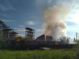 Ledakan Pabrik Bioetanol di Mojokerto Terdengar Hingga Radius 4 KM