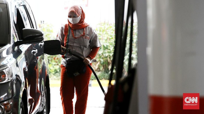Dalam rangka menyambut HUT RI ke-75 PT Pertamina (Persero) menggelar diskon pembelian bahan bakar minyak (BBM). Diskon diberikan dalam bentuk cashback atau pengembalian dana hingga 30 persen untuk pembelian BBM Pertalite, Pertamax, Pertamax Turbo, Dexlite, dan Pertamina Dex. Selama satu bulan penuh mulai dari 1-31 Agustus 2020.Jakarta. Senin (10/8/2020). CNN Indonesia/Andry Novelino
