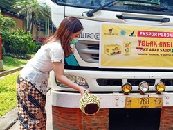 Sido Muncul Ekspor Perdana 1 Kontainer Tolak Angin ke Arab Saudi