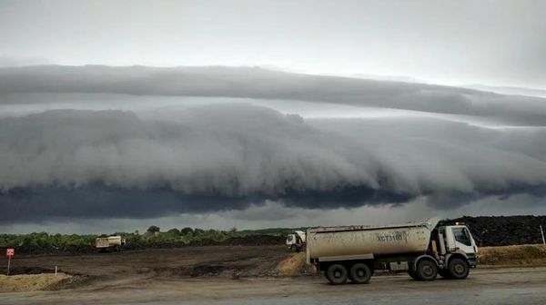 5 Fakta Ilmiah Fenomena Awan Tsunami di Aceh