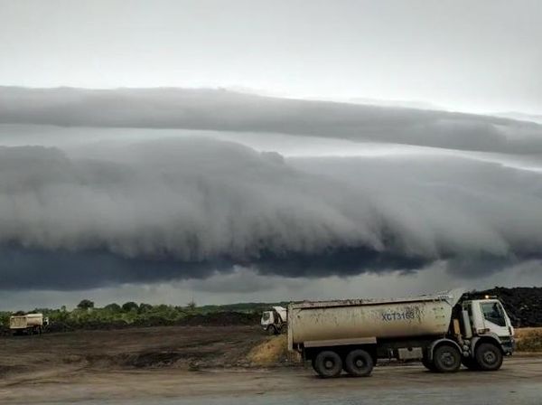 5 Fakta Ilmiah Fenomena Awan Tsunami di Aceh