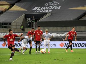 Solskjaer Tak Terkejut Bruno Fernandes Ubah Teknik Penaltinya