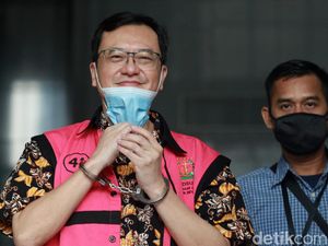 Kasus Jiwasraya, Benny Tjokro-Heru Hidayat Hadapi Sidang Vonis Hari Ini Kasus Jiwasraya, Benny Tjokro-Heru Hidayat Hadapi Sidang Vonis Hari Ini