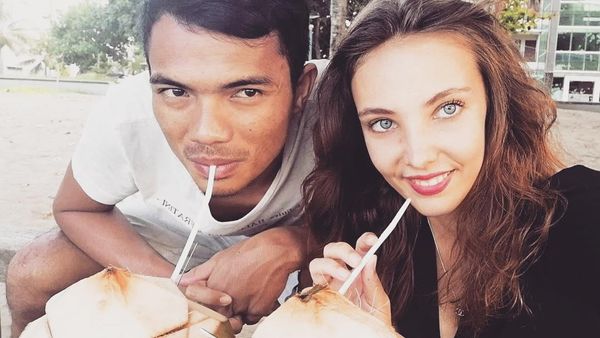 Kulineran Danil Gustian, Nelayan Minang yang Nikahi Bule Prancis