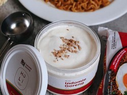 Terbaru! Es Krim Rasa Indomie Lengkap dengan Taburan Bawang Goreng
