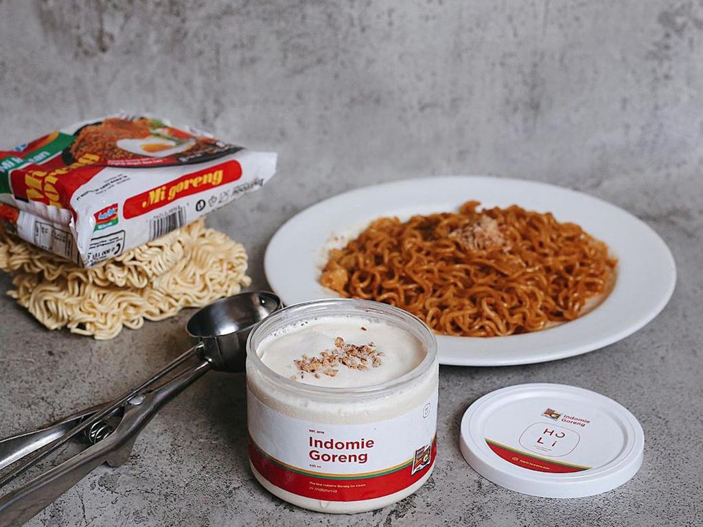 Es Krim Rasa Indomie hingga Pilot Alih Profesi Jadi Tukang Mie Ayam Es Krim Rasa Indomie hingga Pilot Alih Profesi Jadi Tukang Mie Ayam