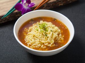 Sebegitu Doyannya Warga Indramayu Sama Mi Instan Sebegitu Doyannya Warga Indramayu Sama Mi Instan