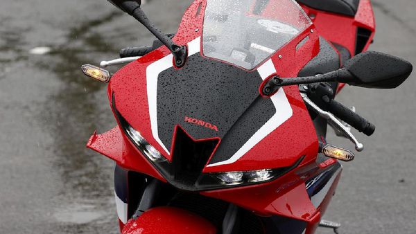 Penampakan Nyata Honda CBR600RR Terbaru, Sporty Banget!