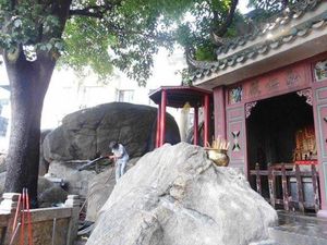 Potret Kuil Bersejarah di Semenanjung Macau