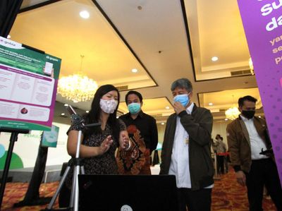 Teknologi Digitalisasi untuk Bantu UMKM