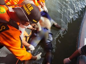 Polisi Hilang di Laut Kaltara Kembali Ditemukan, 1 Masih Dicari Polisi Hilang di Laut Kaltara Kembali Ditemukan, 1 Masih Dicari