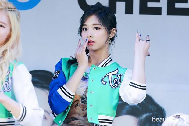 Tzuyu TWICE/ Foto: Koreaboo Tzuyu TWICE/ Foto: Koreaboo