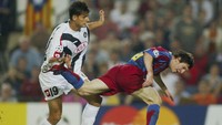 Lionel Messi pernah menghadapi tim asal Italia, Udinese di Liga Champions tahun 2005 dan belum mampu mencetak gol. Saat itu, dia masih berusia 18 tahun dan tak bermain penuh 90 menit cuma menjadi pemain pengganti (Getty Images)