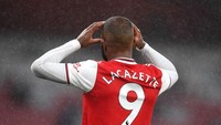 Alexandre Lacazette ramai disanterkan diincar beberapa klub seperti Juventus dan Atletico Madrid. Arsenal tampakknya harus memagari dengan harga yang tinggi (Getty Images)