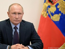 Ngebut, Rusia Registrasi Vaksin Virus Corona Pertama di Dunia