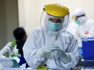 Pegawai Kecamatan di Polman Swab Test Usai Ada Pejabat Positif Corona Pegawai Kecamatan di Polman Swab Test Usai Ada Pejabat Positif Corona