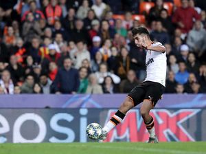 Ini Alasan Ferran Torres Pilih City, Bukan Liverpool atau Barca