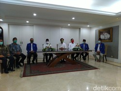 Usai Bertemu Airlangga, Gibran Sambangi Kediaman Zulkifli Hasan