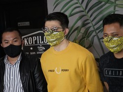 Medina-Zaskia Sungkar Saling Sindir di Medsos, Irwansyah: Itu Urusan Cewek