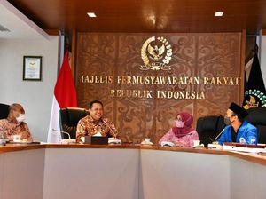 Ketua MPR Ajak Milenial Guncang Dunia Lewat Karya Layaknya TikTok