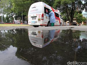 Mobil Lab PCR Jadi Andalan Pemkot Solo untuk Tes Swab
