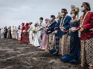 Momen Nikah Massal Jelang HUT RI di Yogyakarta