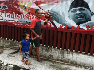 Foto Pernak-pernik Merah Putih Sambut HUT RI