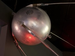 Sejarah Sputnik yang Dipilih Jadi Nama Vaksin Corona Rusia